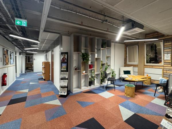 Nouveaux locaux de l’AURBSE à Rouen : 500 m² réinventés avec 70 % réemploi