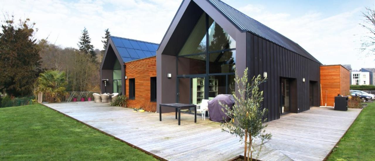 Maison en double-nef ossature bois à énergie positive à Pavilly (76)