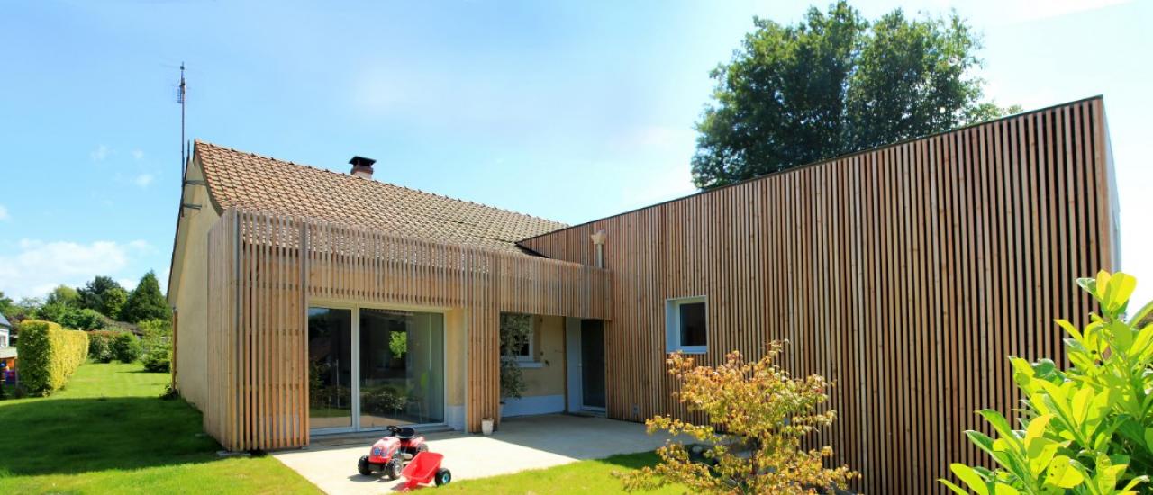 Extension contemporaine d'un pavillon à Bourdainville (76)