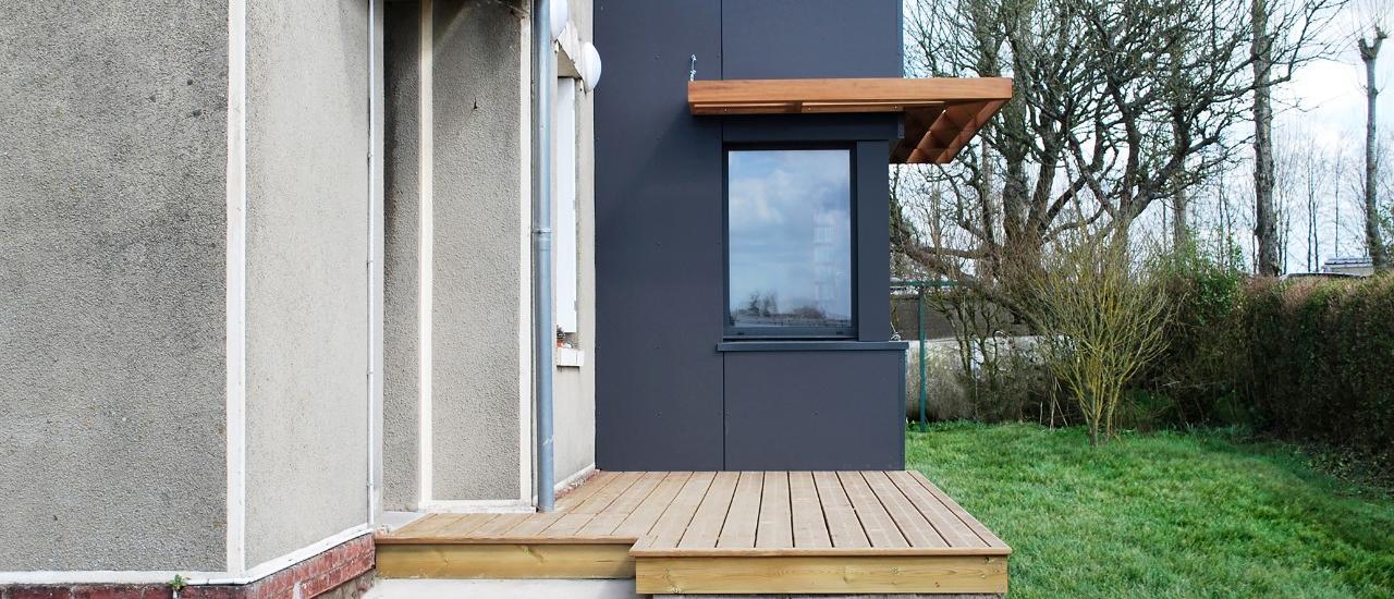 Agrandissement contemporain pour une maison après-guerre à Motteville (76)