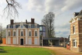 Restructuration du centre de loisirs 