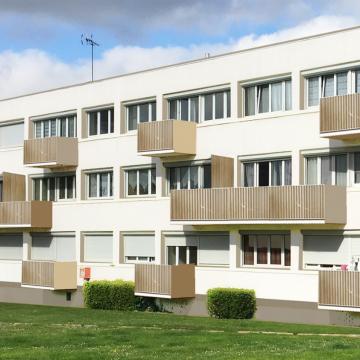 Réhabilitation d'un immeuble de 10 logements de Gendarmerie (76) Réhabilitation d'un immeuble de 10 logements de Gendarmerie (76)