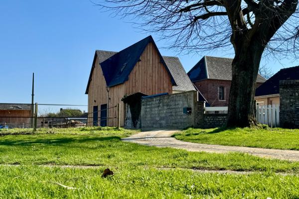 Transformation d'un local de stockage communal en cabinet de masso-kinésithérapie à Sainte-Marguerite-Sur-Duclair (76)