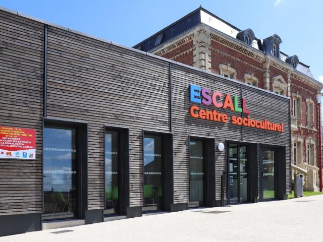 Extension et réhabilitation du Centre social ESCALL à Neufchâtel-en-Bray (76)