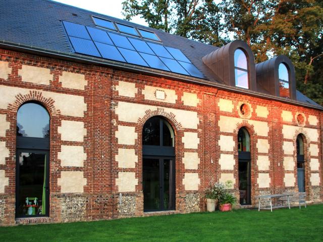 Loft contemporain dans un écrin de briques et silex au coeur du Pays de Caux (76)